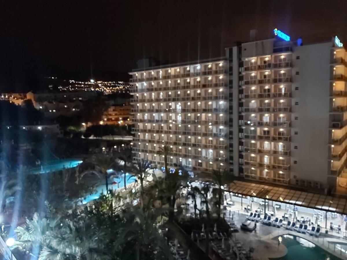 Atico Quintero Apartment เบนัลมาเดนา ภายนอก รูปภาพ
